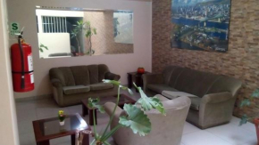 Гостиница Montreal Hostal  Лима